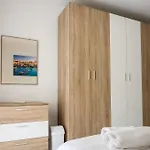 Spacious Modern Near The Sea In Xemxija *