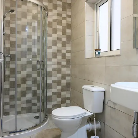 Spacious Modern Near The Sea In Xemxija דירה *