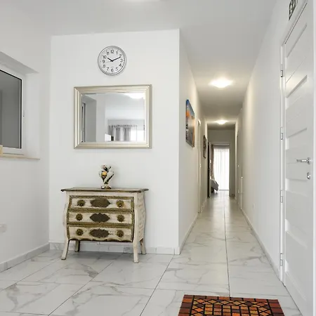 Spacious Modern Near The Sea In Xemxija Apartment